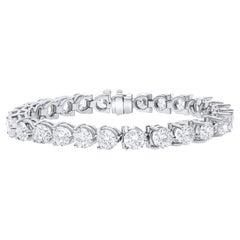 Diana M. Bracelet tennis en platine à 3 griffes orné de diamants 19,50 carats