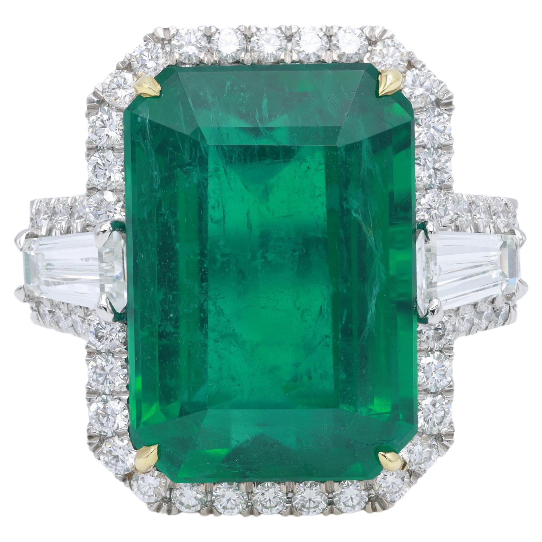 Diana M Platinum & 18K Yellow Gold 18.38 Ct Emerald & 3.25 Ct Diamond Ring For Sale