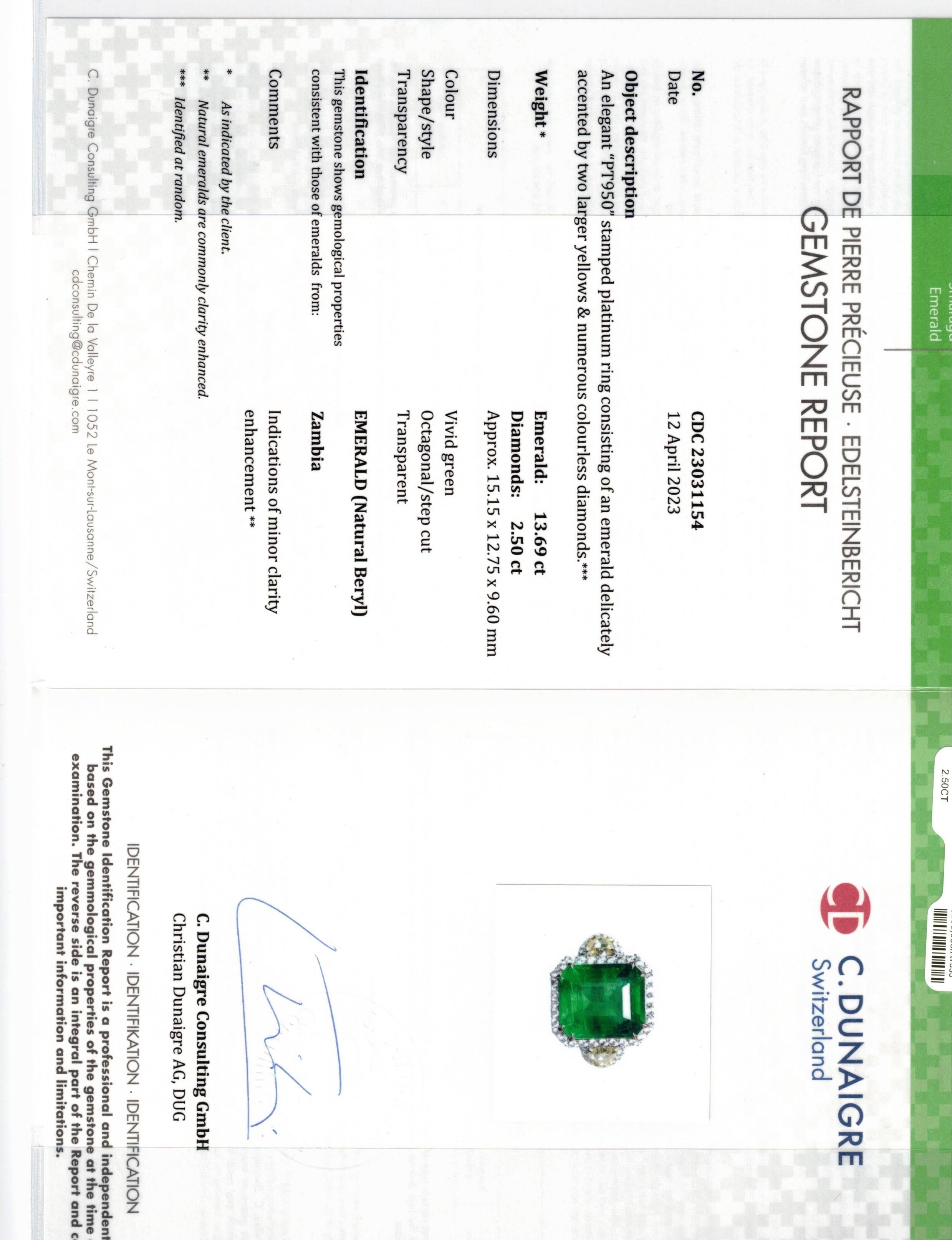 Diana M. Smaragd-Diamantring aus Platin und 18 kt Gelbgold mit einem 13,69 Karat im Zustand „Neu“ in New York, NY