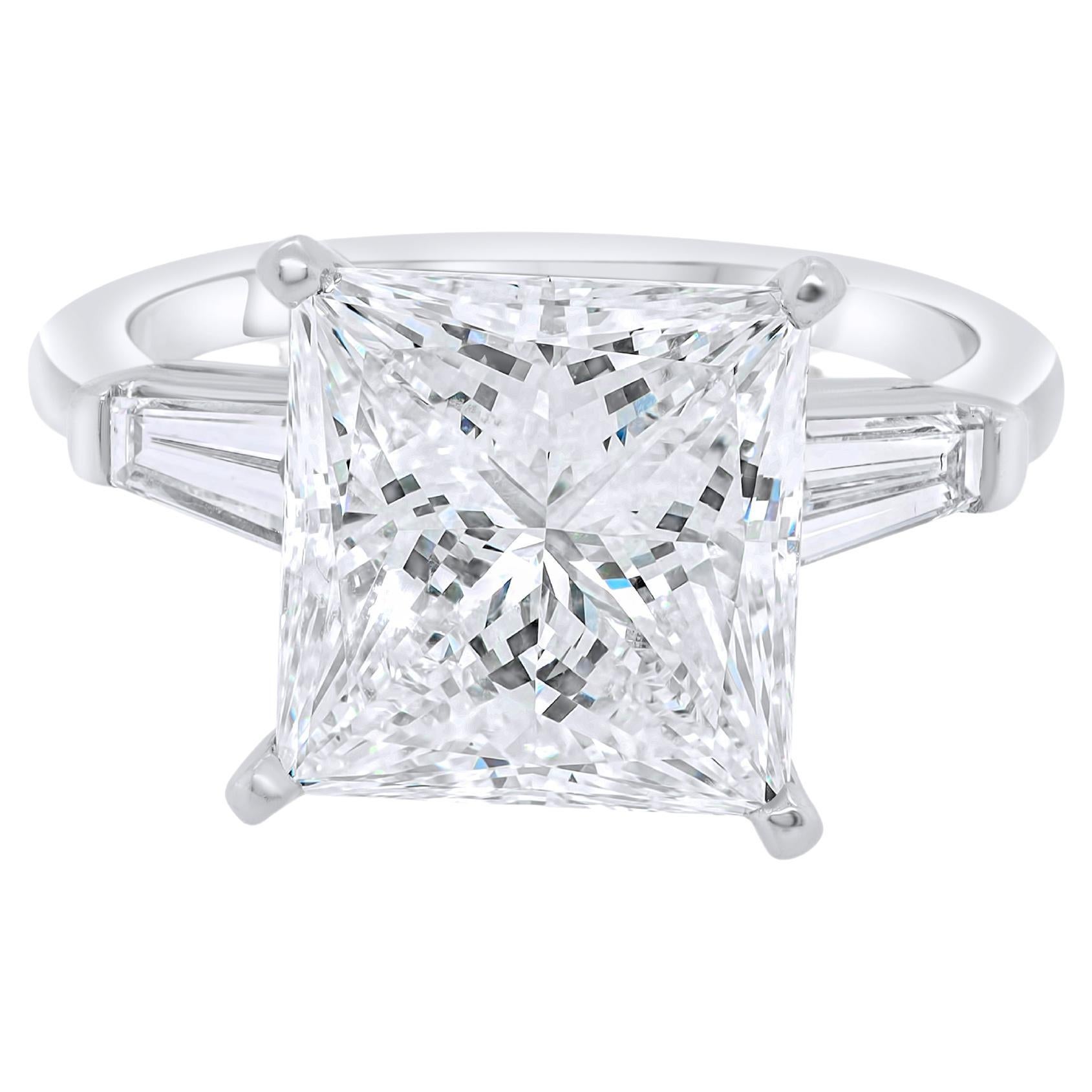 Diana M. Platinum certified engagement ring with center diamond 4.30ct princess  For Sale