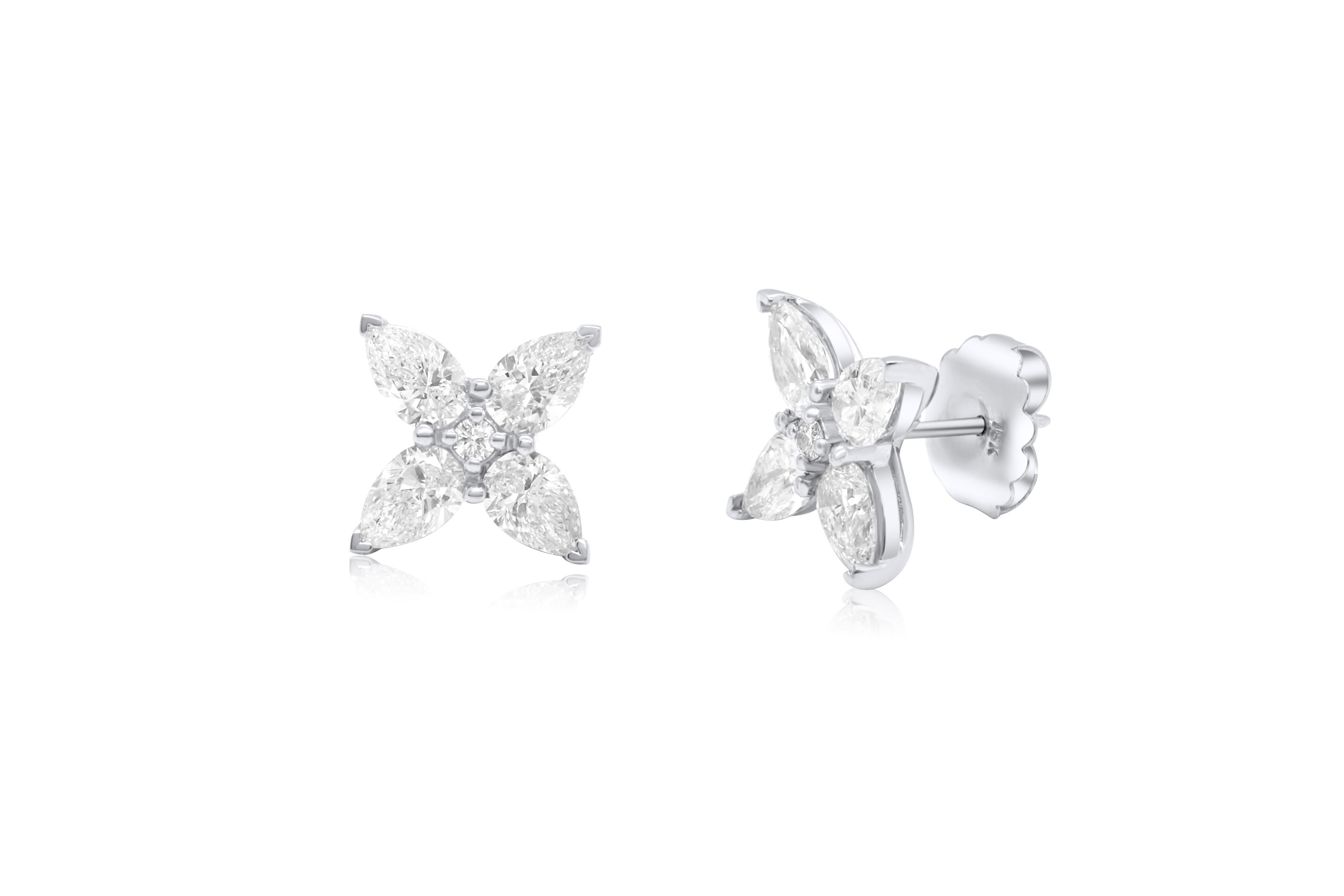Pear Cut Diana M. PLATINUM EARRING STUDS WITH PEAR SHAPE DIAMONDS 4.09CTS  For Sale