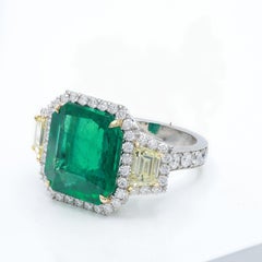 Diana M. Platinum Emerald Diamond Ring 10.13ct Set With Fancy Yellow Diamonds