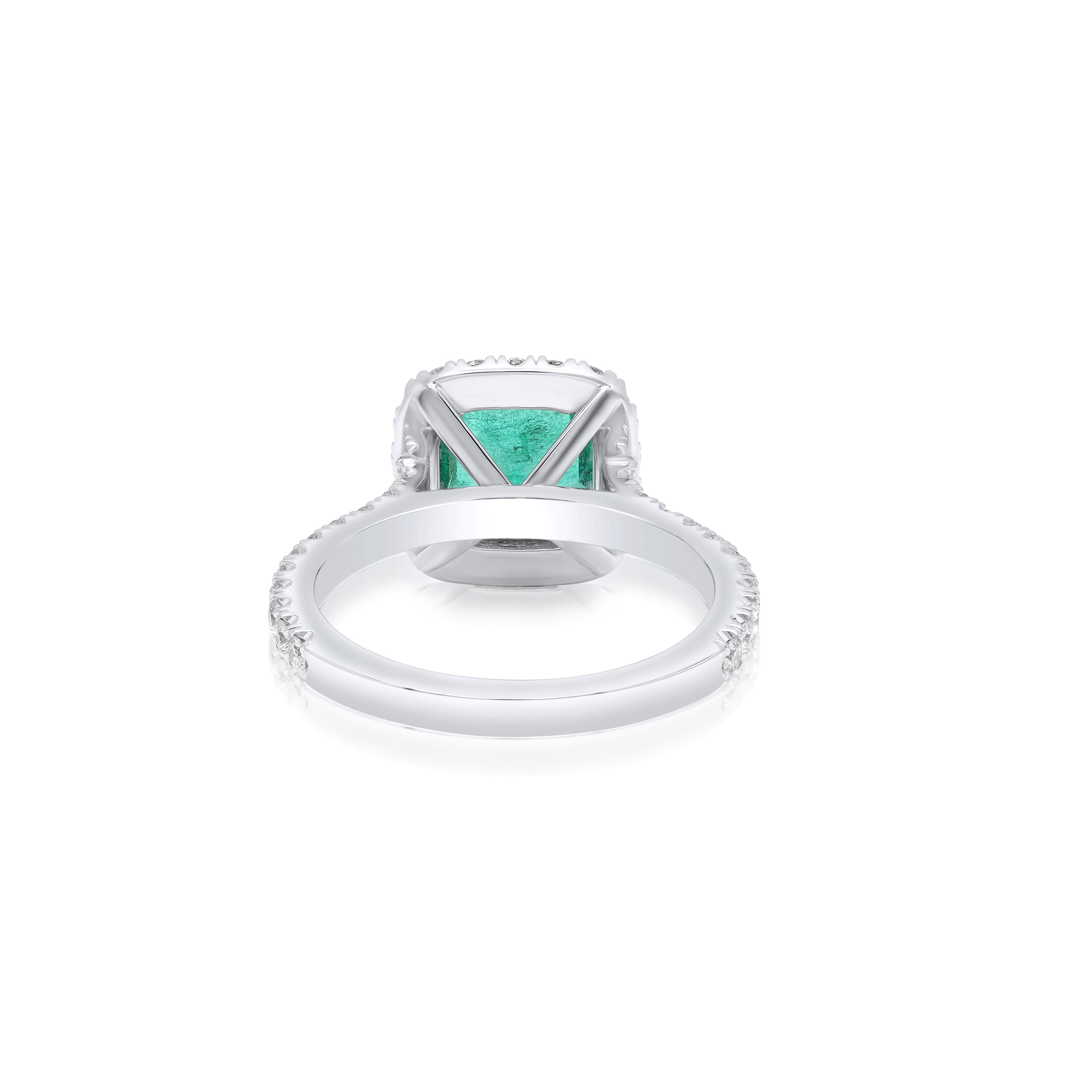 Diana M. Platinum emerald diamond ring featuring a 2.00 ct cushion cut emerald  In New Condition For Sale In New York, NY