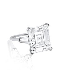 DIANA M Platinum engagement ring featuring a center (J-VVS2) 11.73 ct Diamond