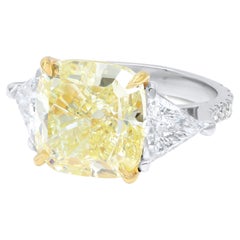 Diana M. Platine (FLY VS1) 10.01 ct diamant jaune taille coussin
