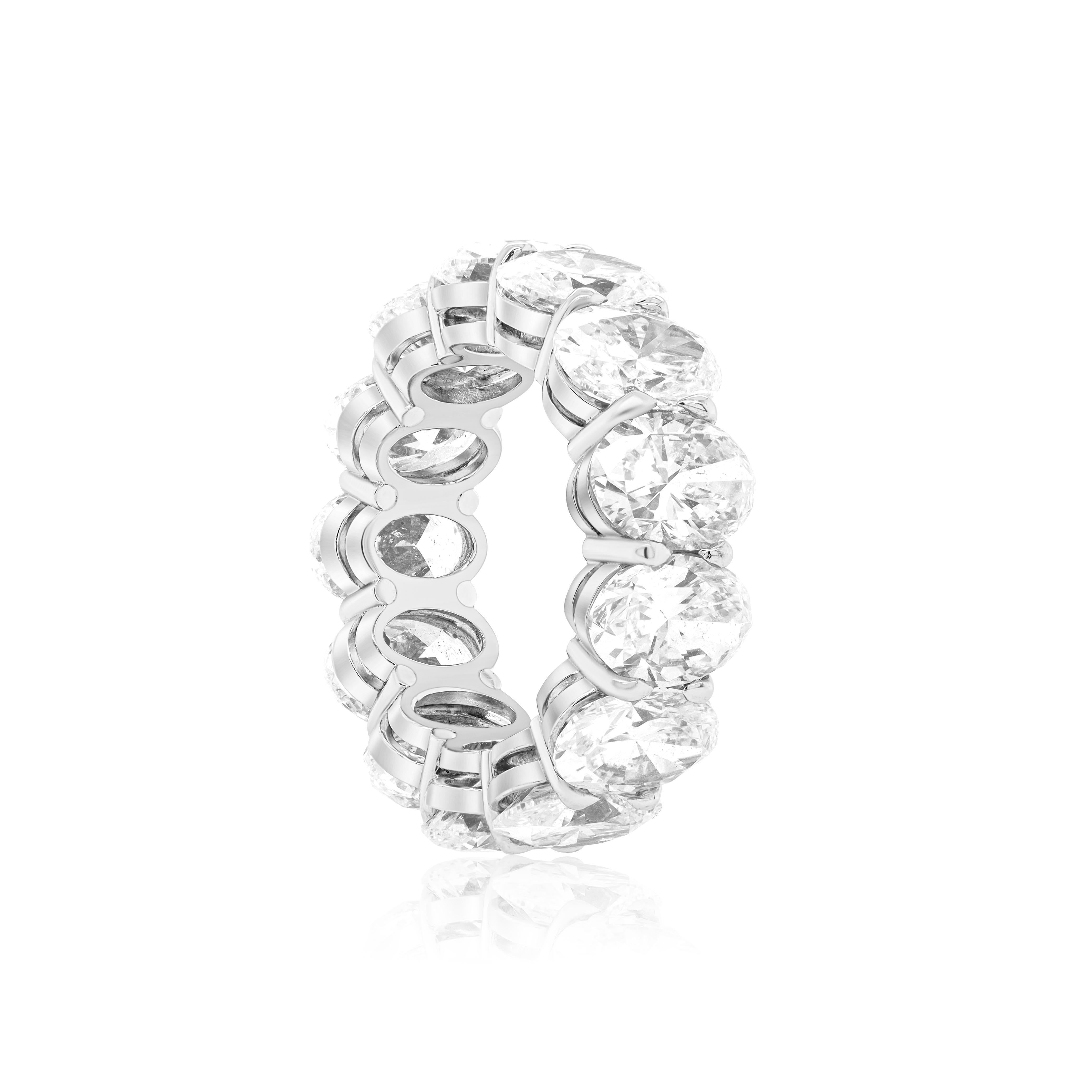 Oval Cut Diana M. Platinum 13 Cts Tw Oval Diamond Eternity Band For Sale