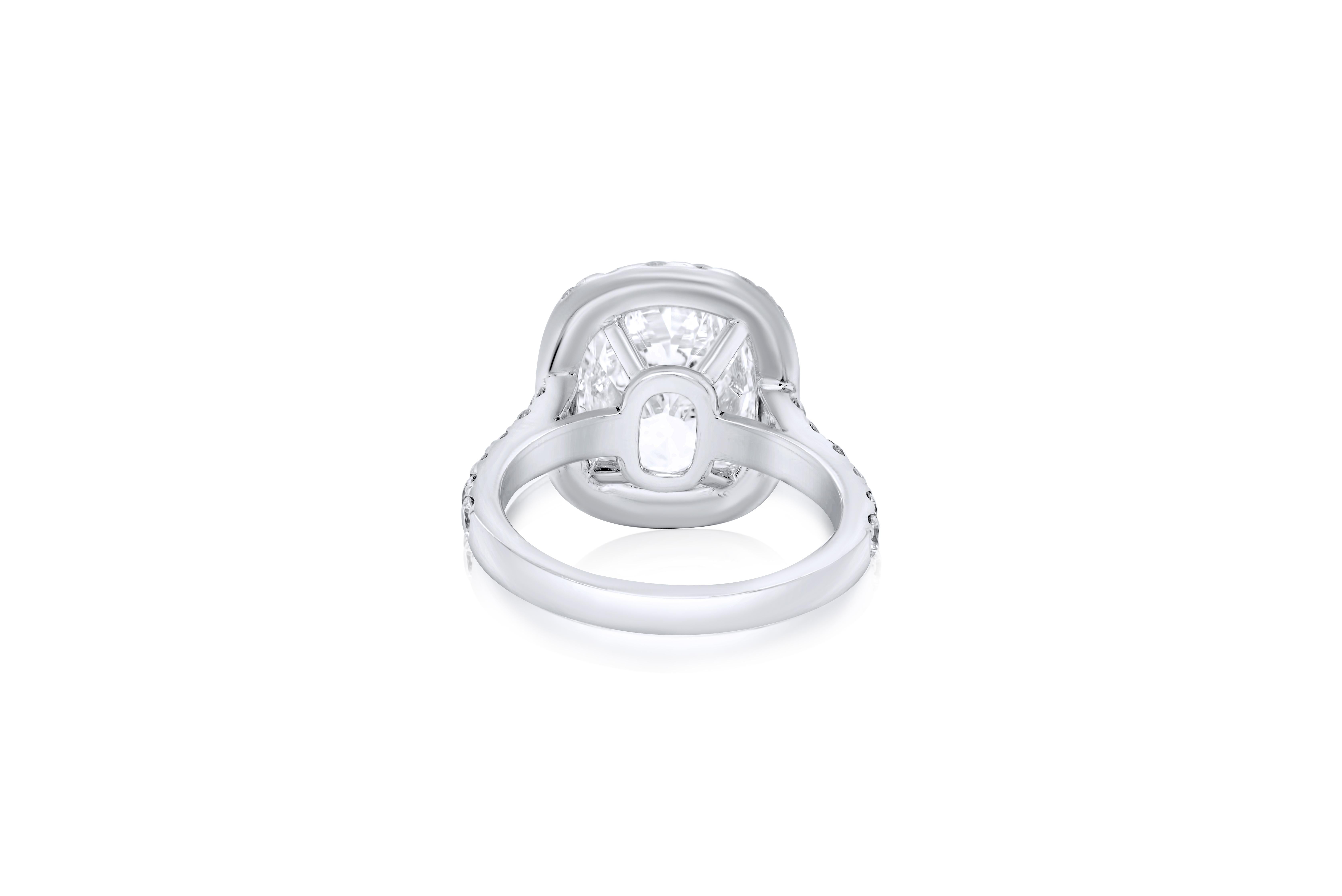 Diana M.Platinum Ring 7.44Cts Cushion Cut GIA Certified F-SI2 Set In Halo Settin In New Condition For Sale In New York, NY