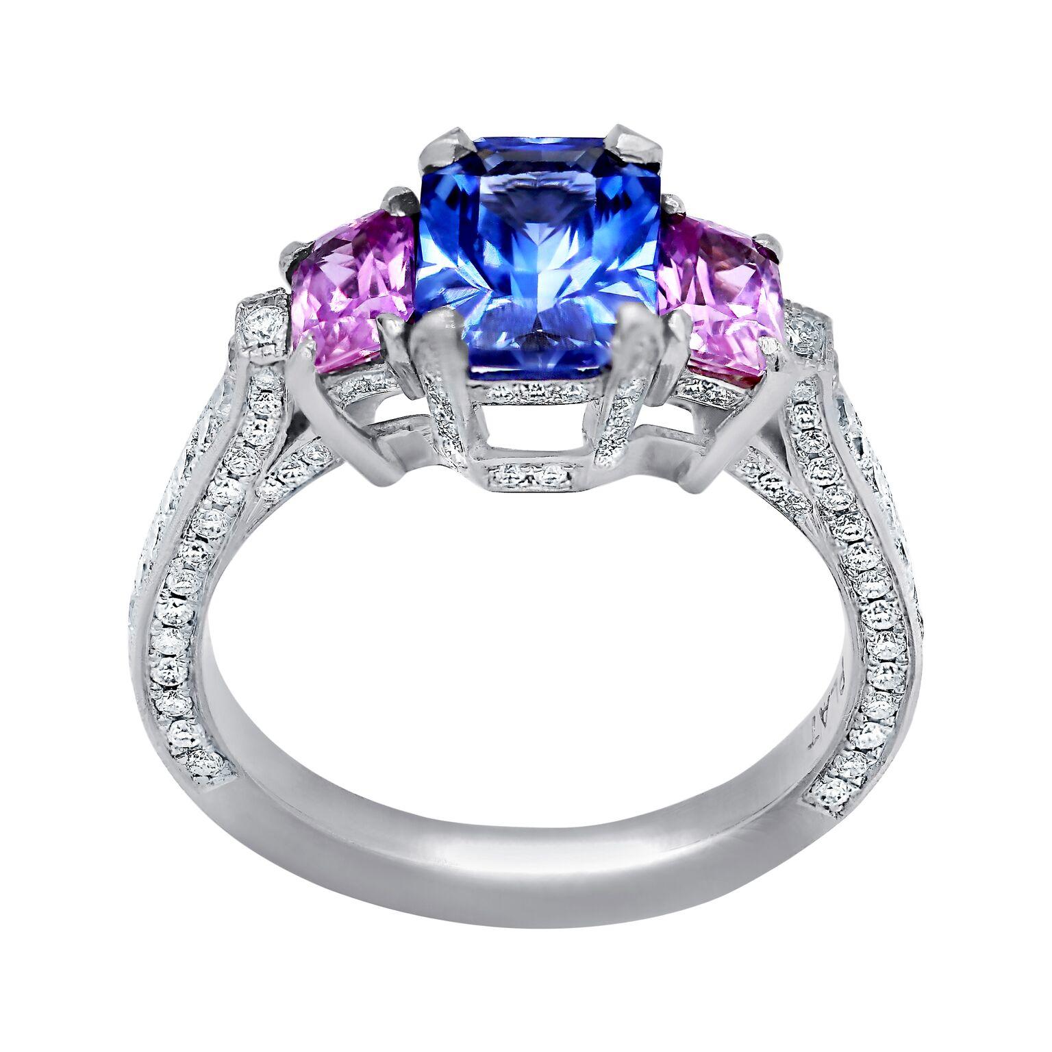 Modern Diana M. Platinum sapphire and diamond ring featuring a center 1.84 ct  For Sale