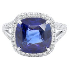Diana M. Platinum sapphire diamond ring featuring a 6.99 ct Sri Lanka natural 