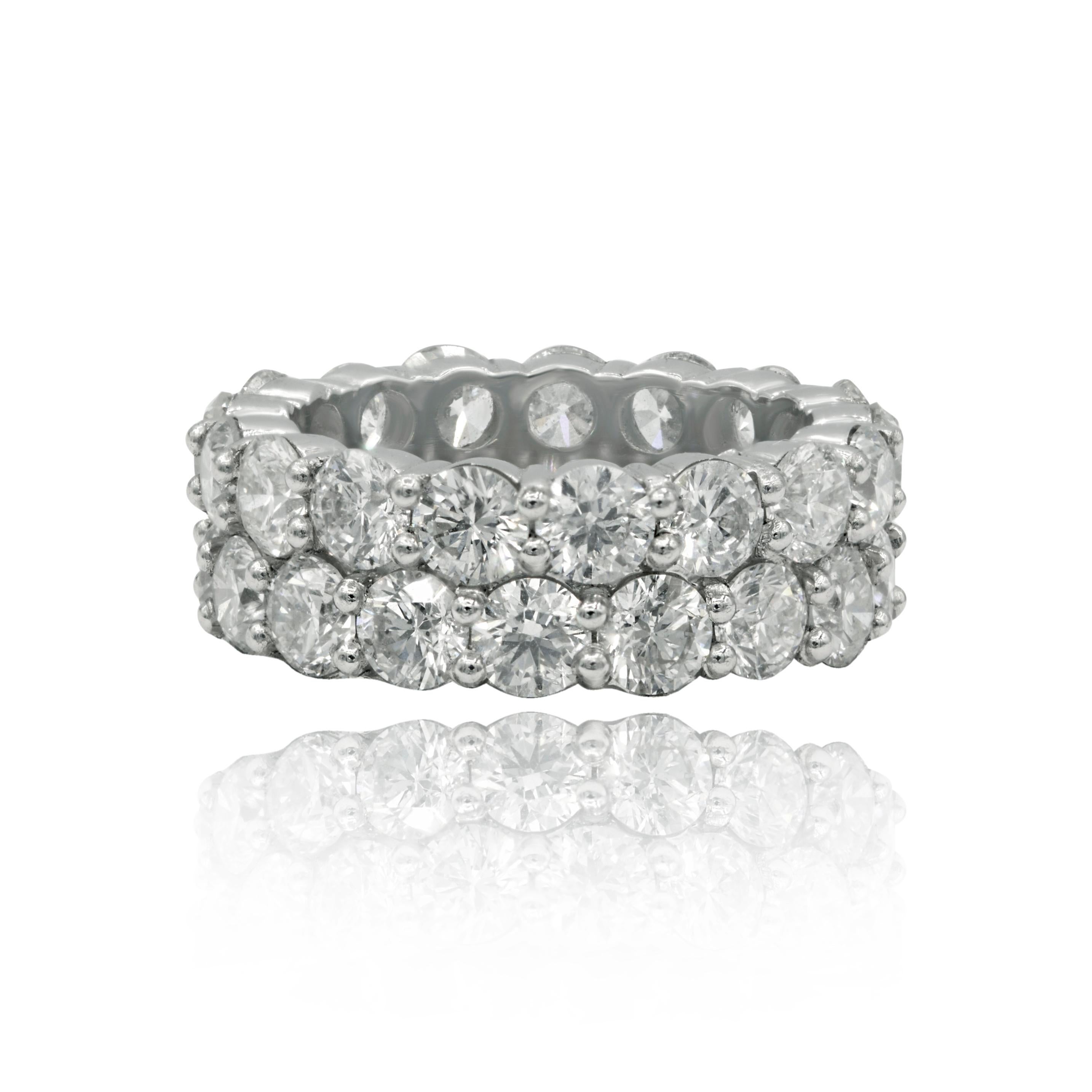 Diana M. Platinring mit zwei Reihen Diamanten in Eleganz mit 11,71 Karat  (Brillantschliff) im Angebot