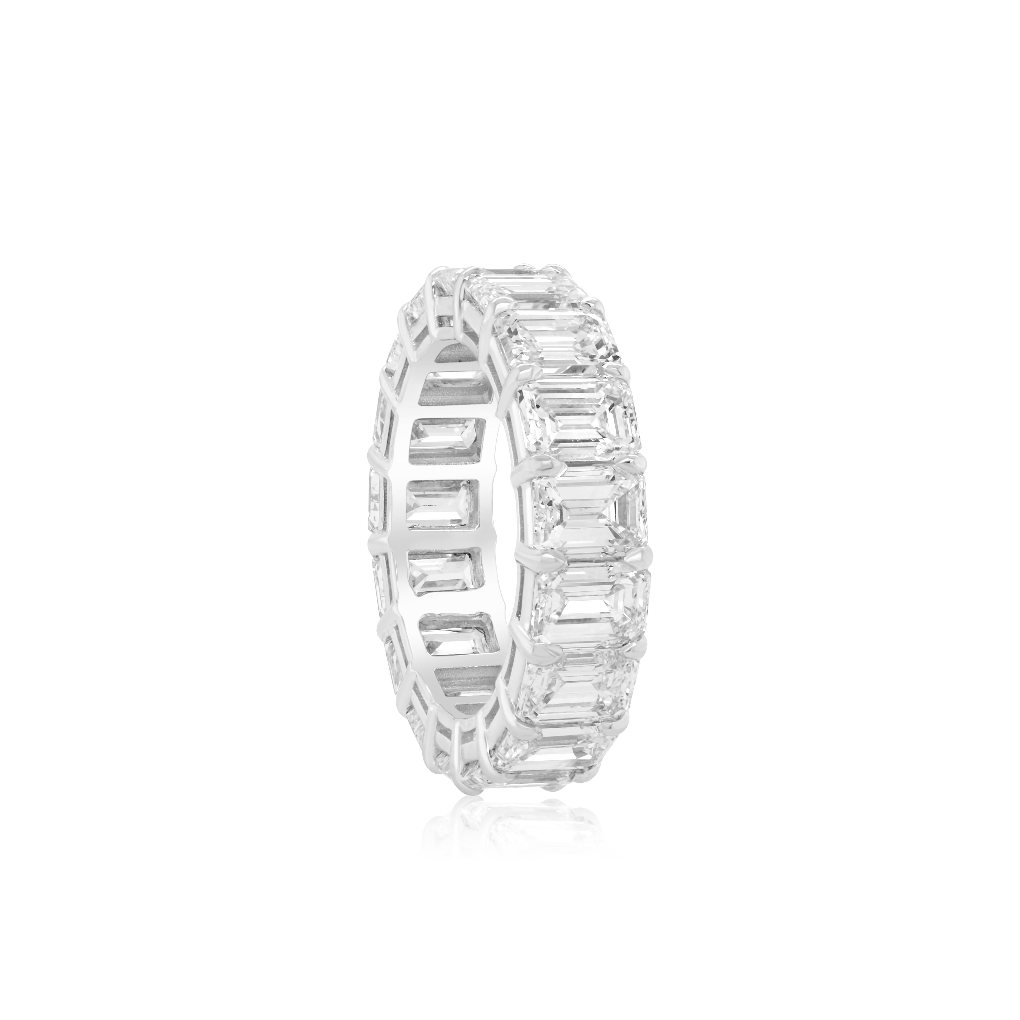 Modern Diana M. PLATINUM WITH 19 EMERALD CUT DIAMONDS  RING, WIEGHING 6.40CTS For Sale