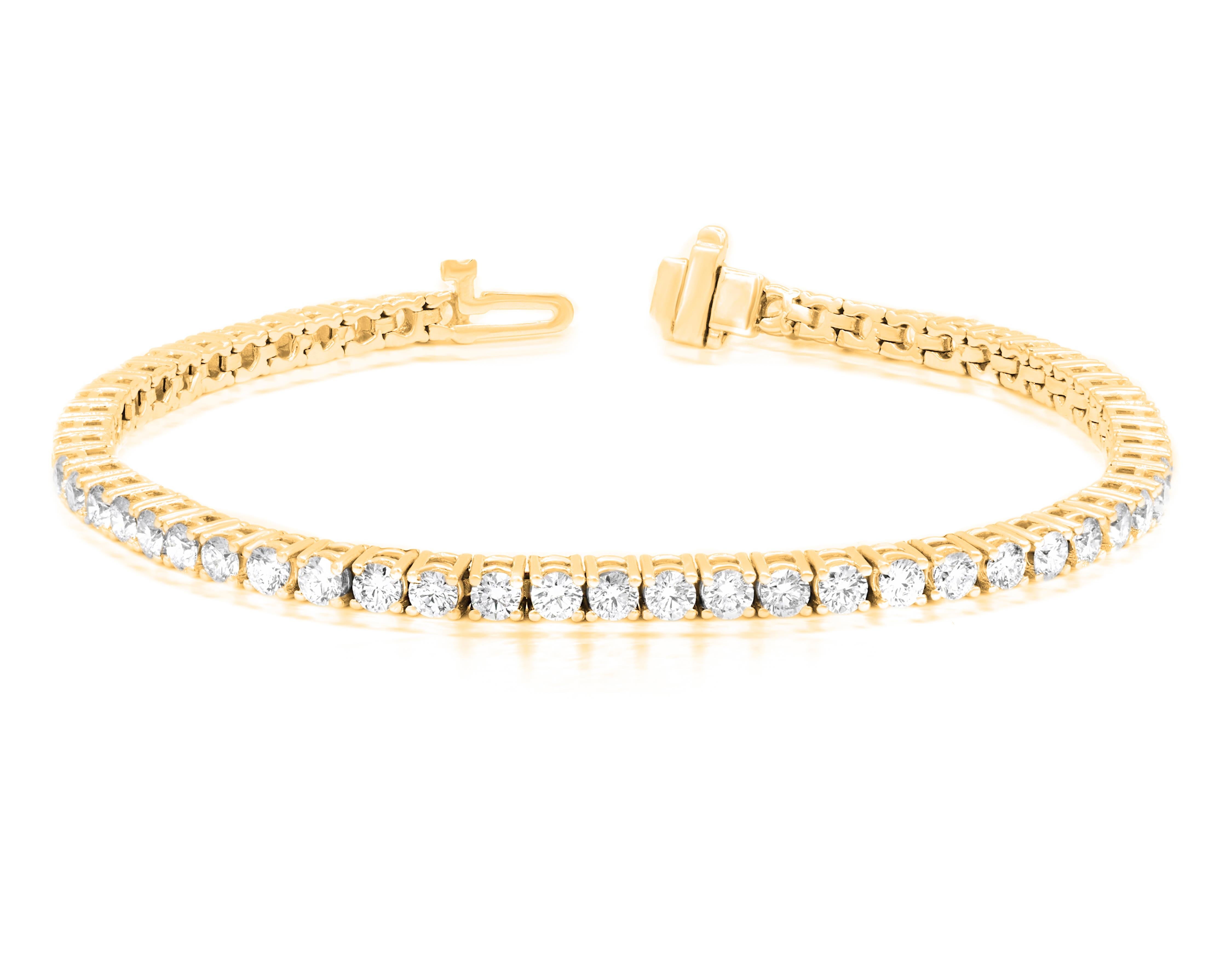 14kt yellow gold tennis bracelet featuring 4.00 cts tw of round diamonds in a 4 prong setting GH SI.
Diana M. is a leading supplier of top-quality fine jewelry for over 35 years.
Diana M is one-stop shop for all your jewelry shopping, carrying line