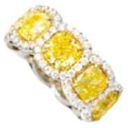 Diana M.18 kt Ring aus Weiß- und Gelbgold mit 10,94 ct Tw aus strahlendem Gold (Moderne) im Angebot
