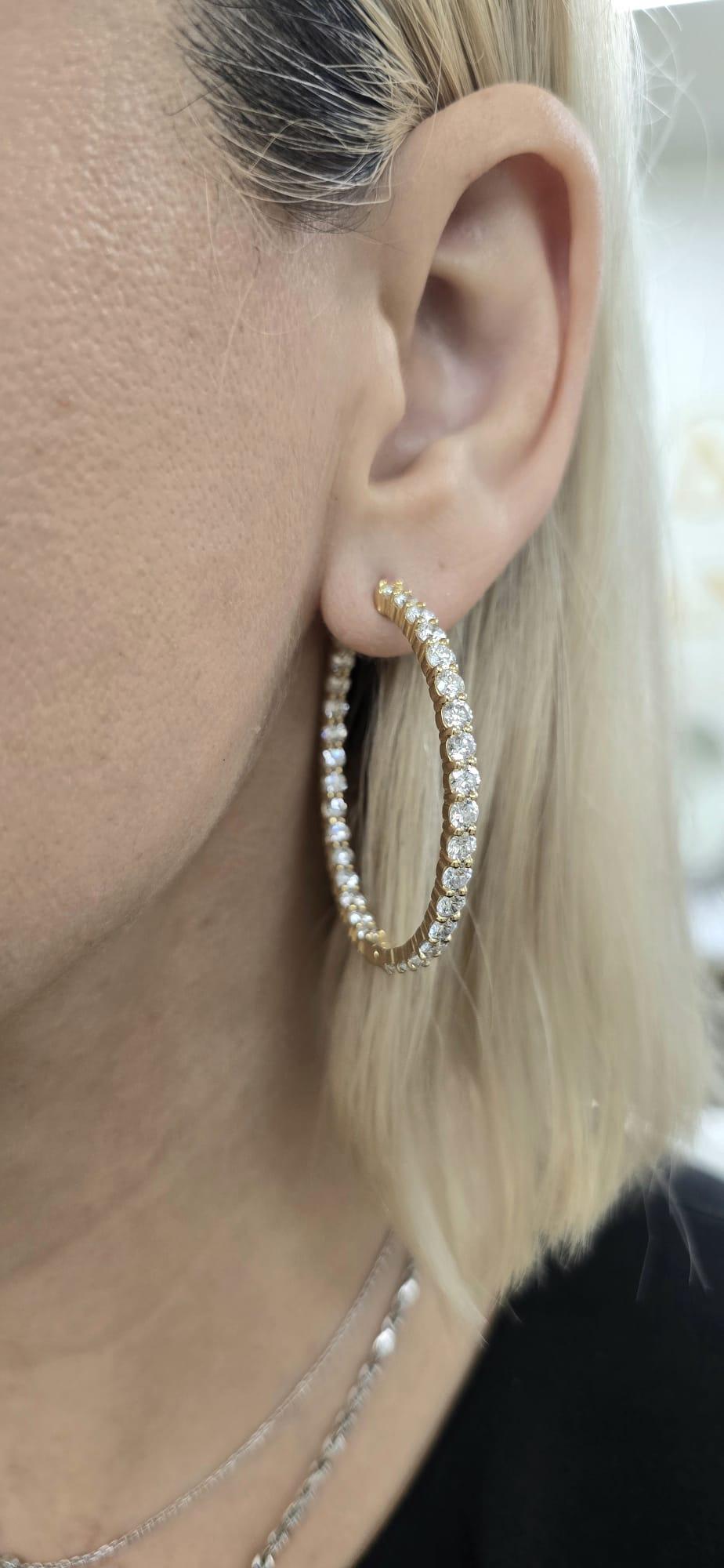 Diana M. Orecchini a cerchio in oro giallo 18 kt da 1,50