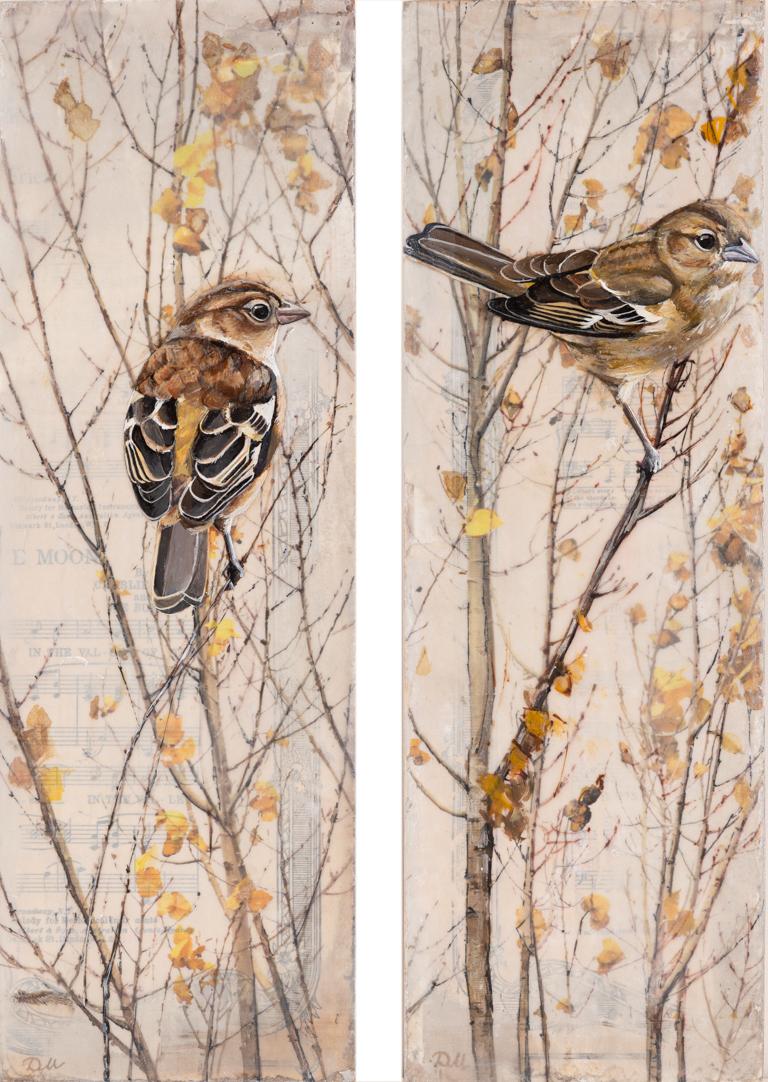 Diana Majumdar Animal Painting – Herbst Sonata I & II - Enkaustik-Lagengemälde von Vögeln in Zweigen mit Musik