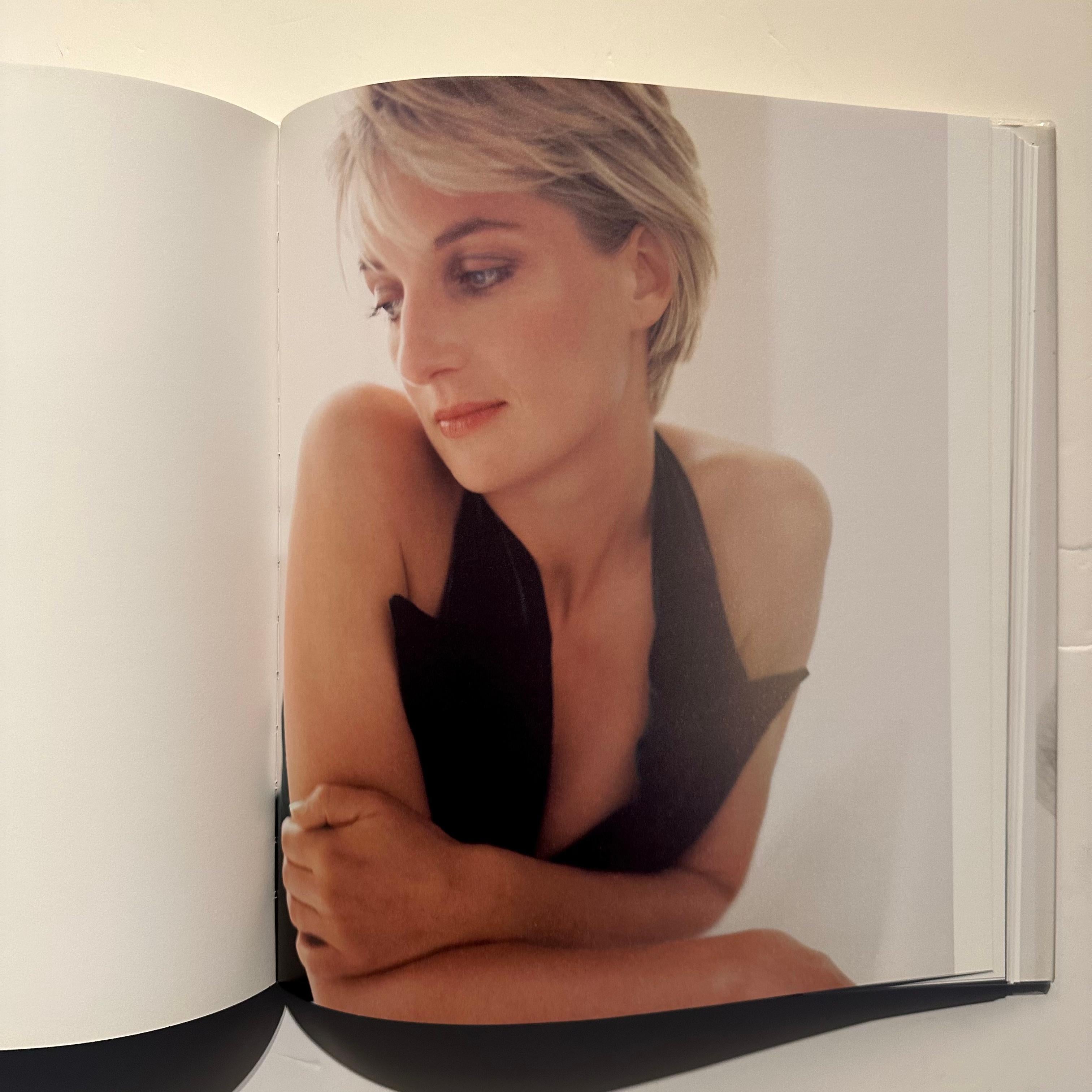 Diana, Princess of Wales by Mario Testino at Kensington Palace In Good Condition For Sale In London, GB