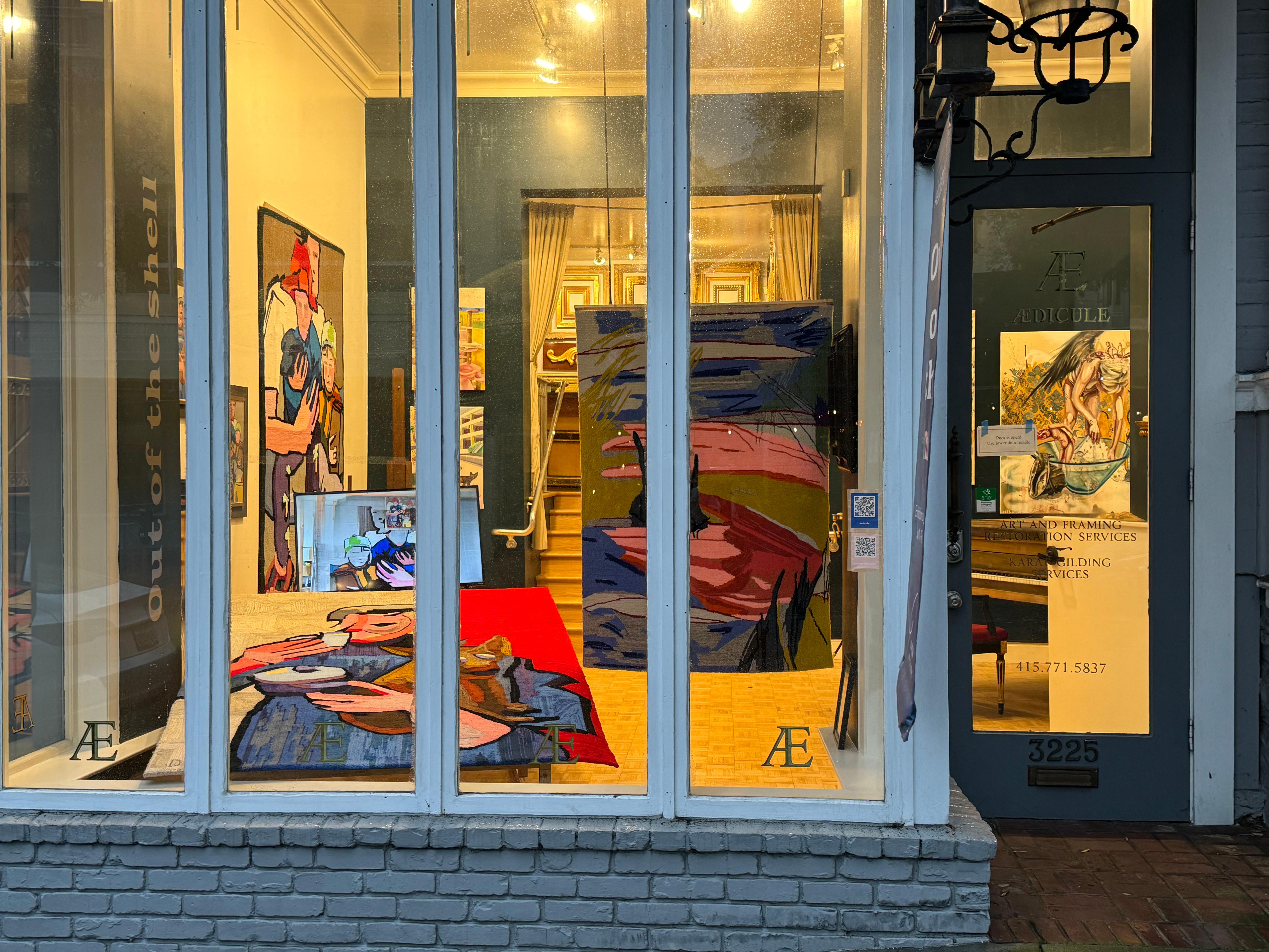 Opera d'arte tessile figurativa di un'artista contemporanea - 