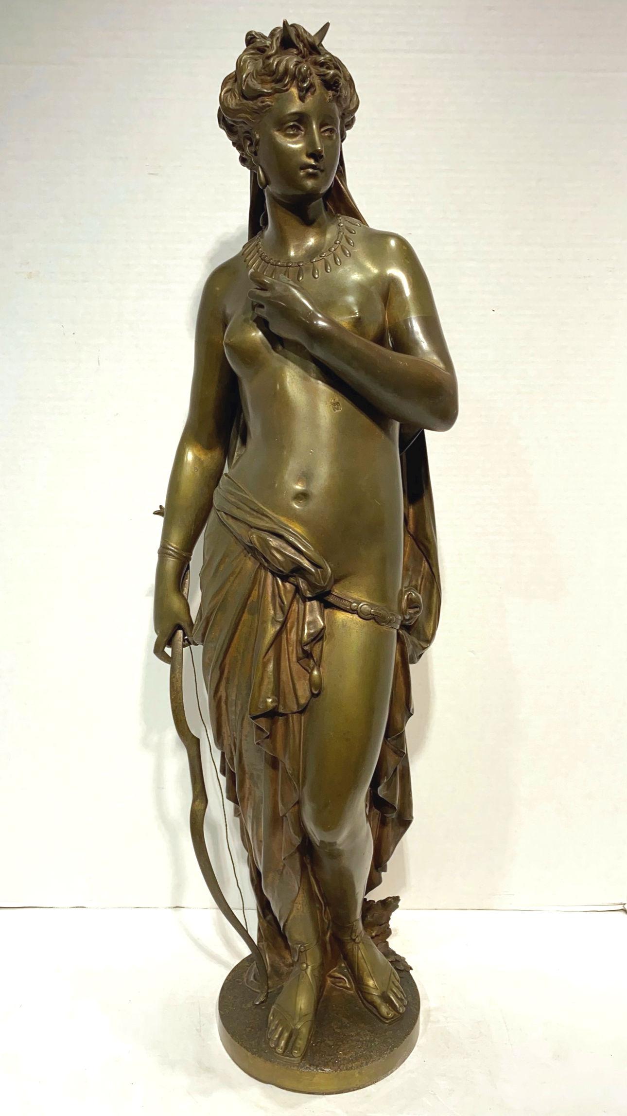 Diane chasseresse Sculpture en bronze d'après Jean Louis Grégoire 3
