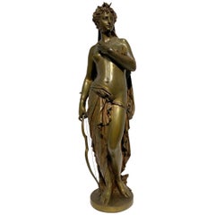 Diane chasseresse Sculpture en bronze d'après Jean Louis Grégoire