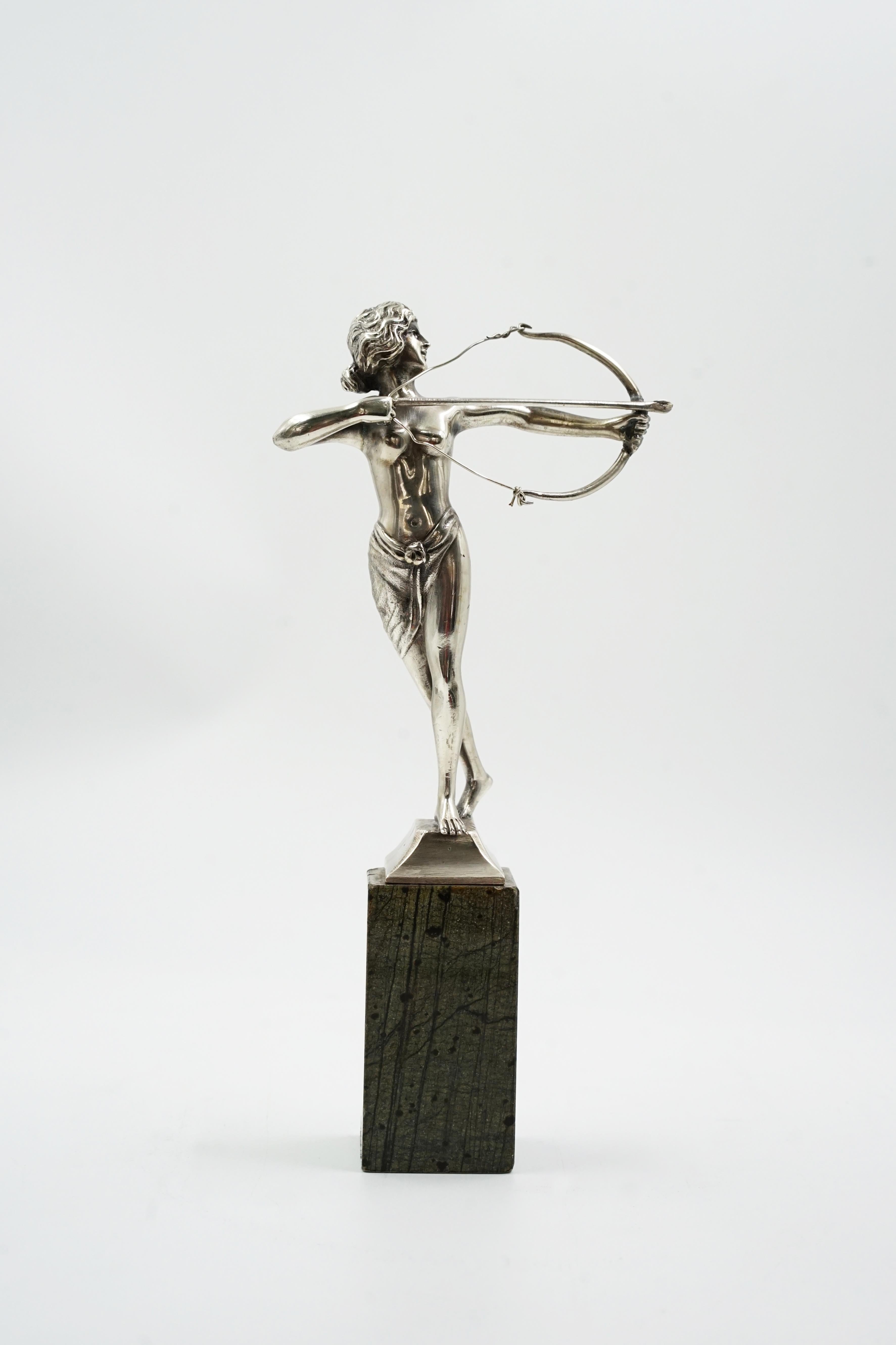 Diana the huntress sculpture Vienna bronze
Bronze with marble base
Origin Austria Circa 1920
The sculpture is in very good condition and its silver patina is also
It has a small repair on the hand that holds the bow.
Very good restoration
Art deco