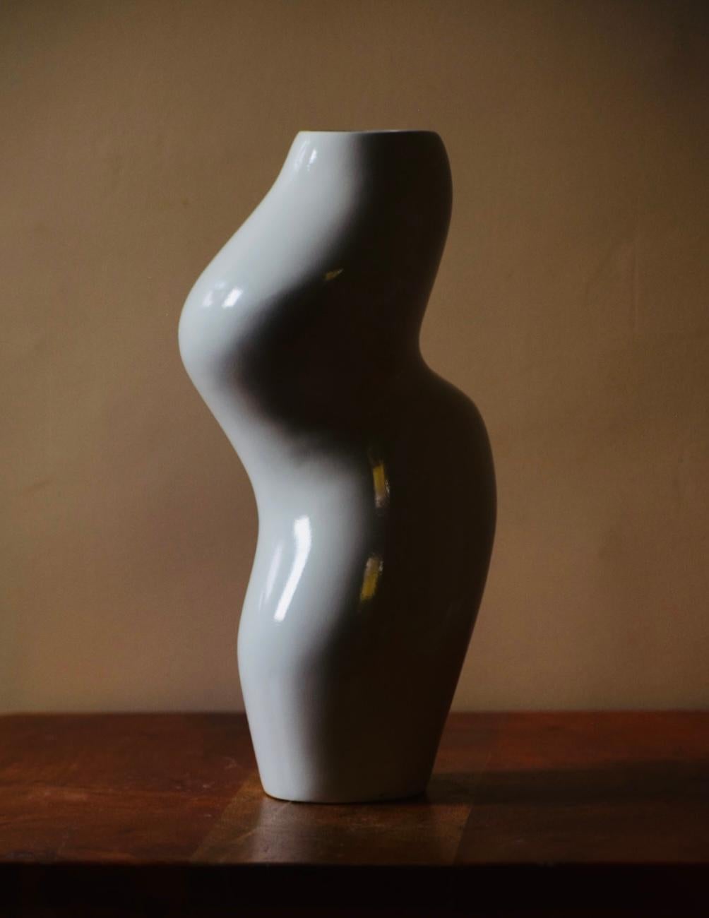 Diana Vase im Zustand „Neu“ im Angebot in Roseville, CA