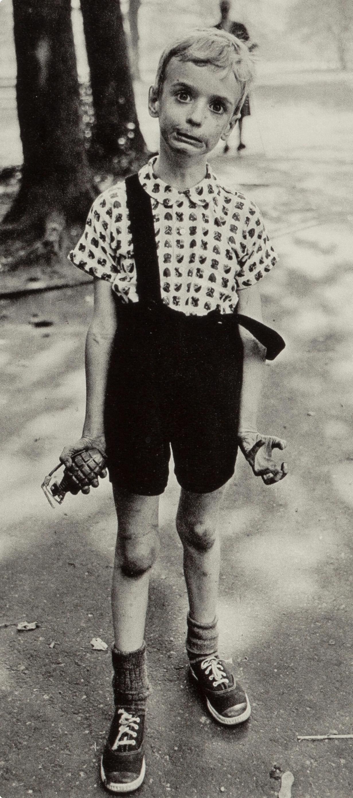 Arbus, Composición, Diane Arbus, Carteras Electa Editrice (después) en venta 1