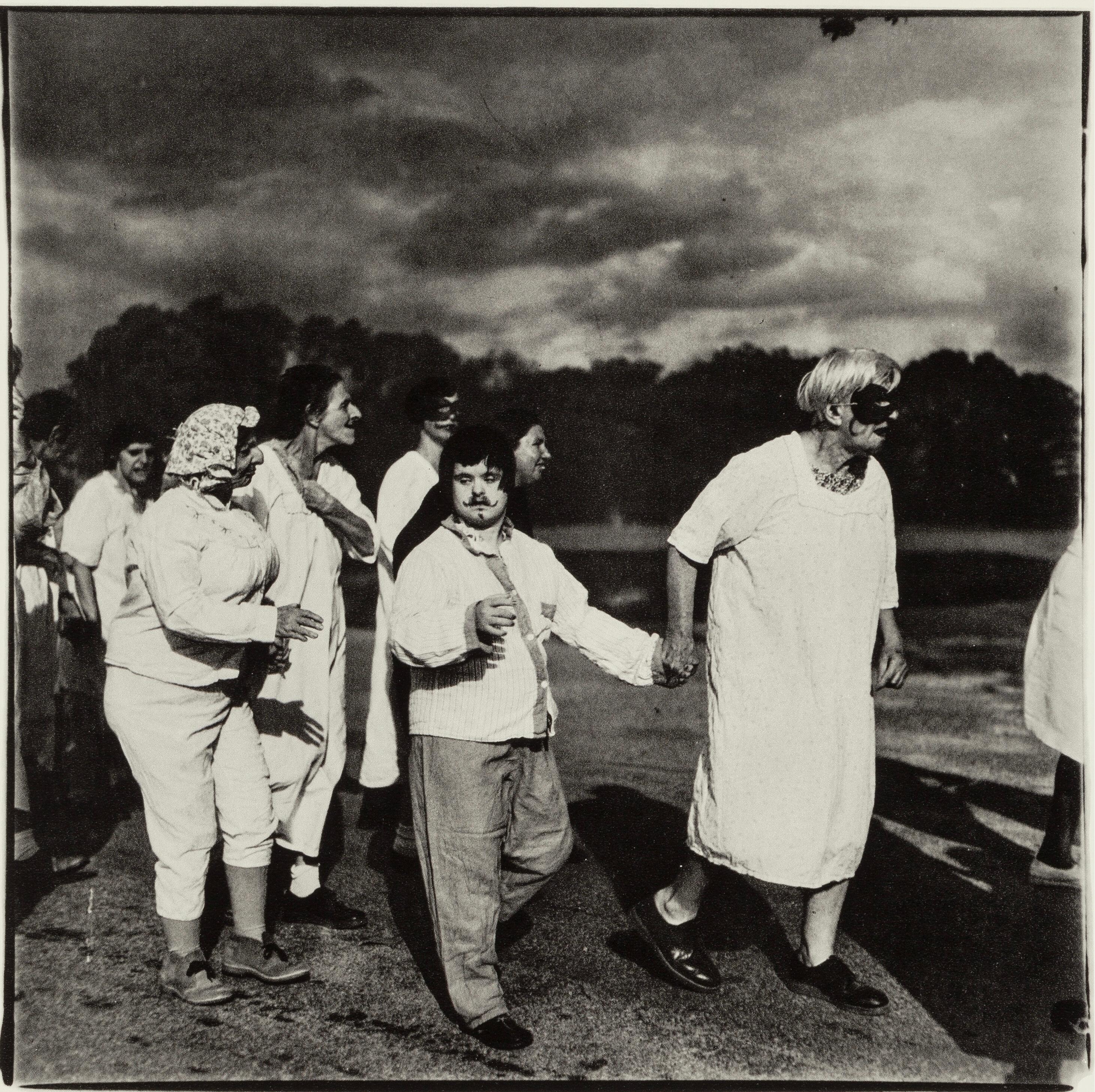 Arbus, Composición, Diane Arbus, Carteras Electa Editrice (después)