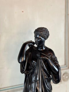 Diane De Gabis, bronze d'après The Antique, patine noire 19e siècle