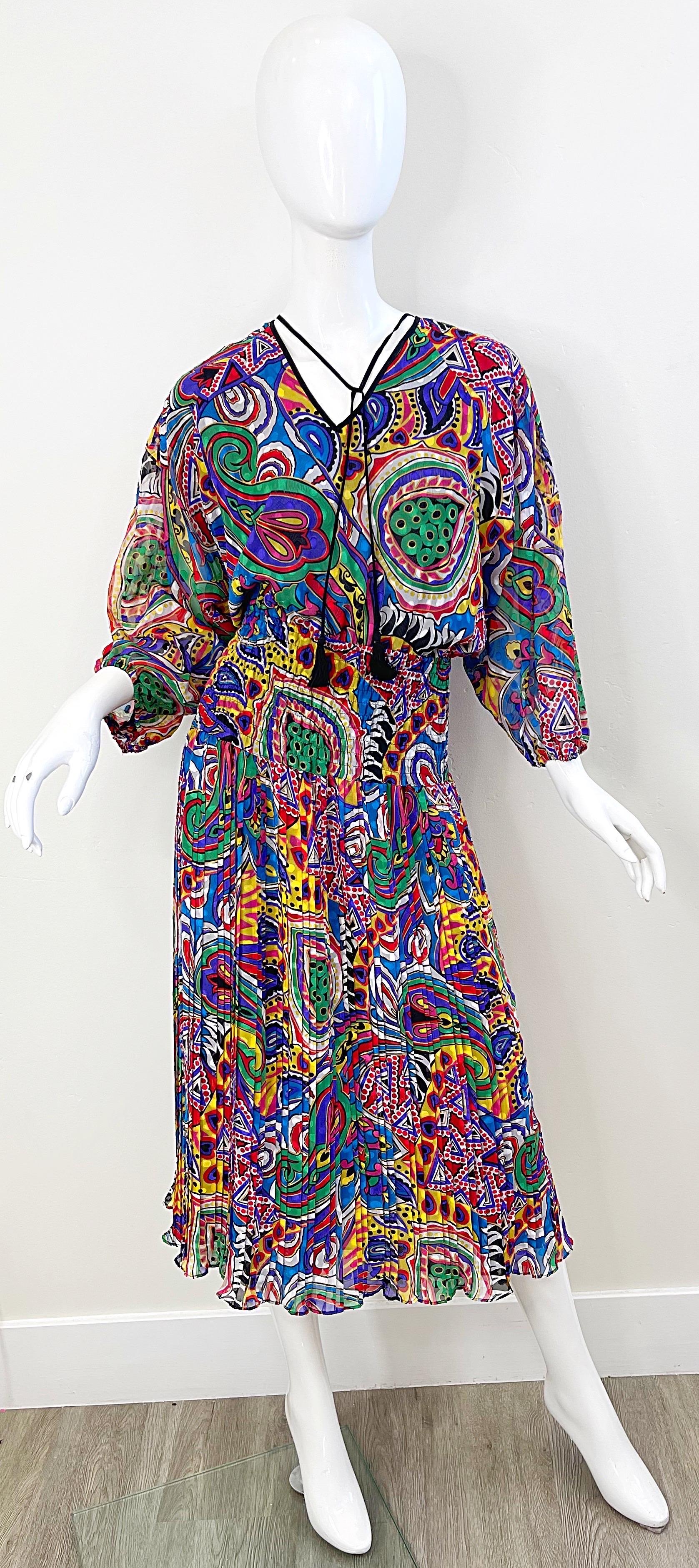 Gris Diane Freis 1980 Novelty Heart Paisley Psychedelic Print Vintage 80s Dress en vente
