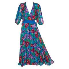 Diane Freis Vestido floral azul de georgette de seda, años 90