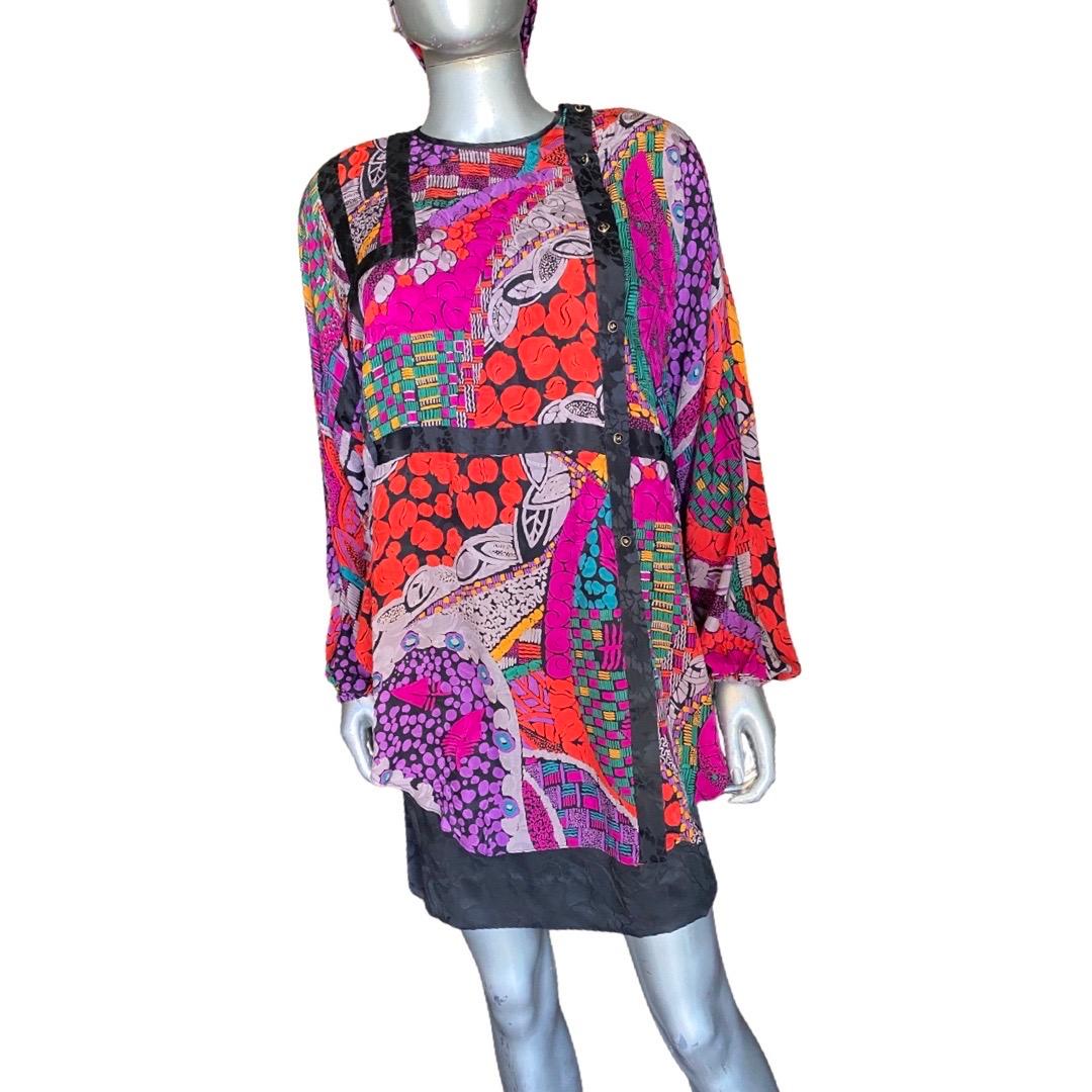 Diane Freis Vintage 3 Piece Printed Silk Set Blouse Skirt and Scarf Size 6  For Sale 6