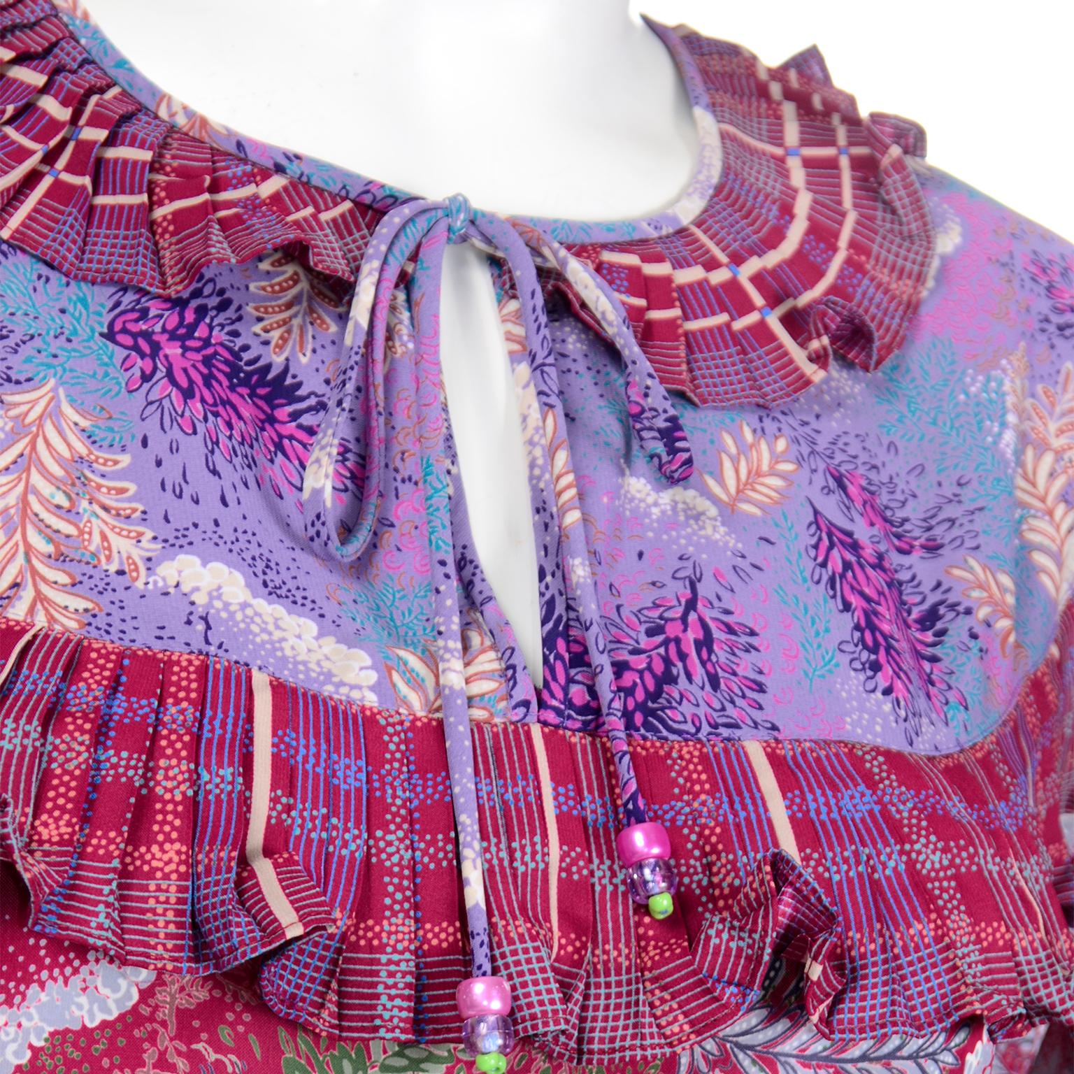Diane Freis Vintage lila & rot geblümtes gerafftes Kleid oder Tunika mit Schärpe Gürtel im Angebot 9