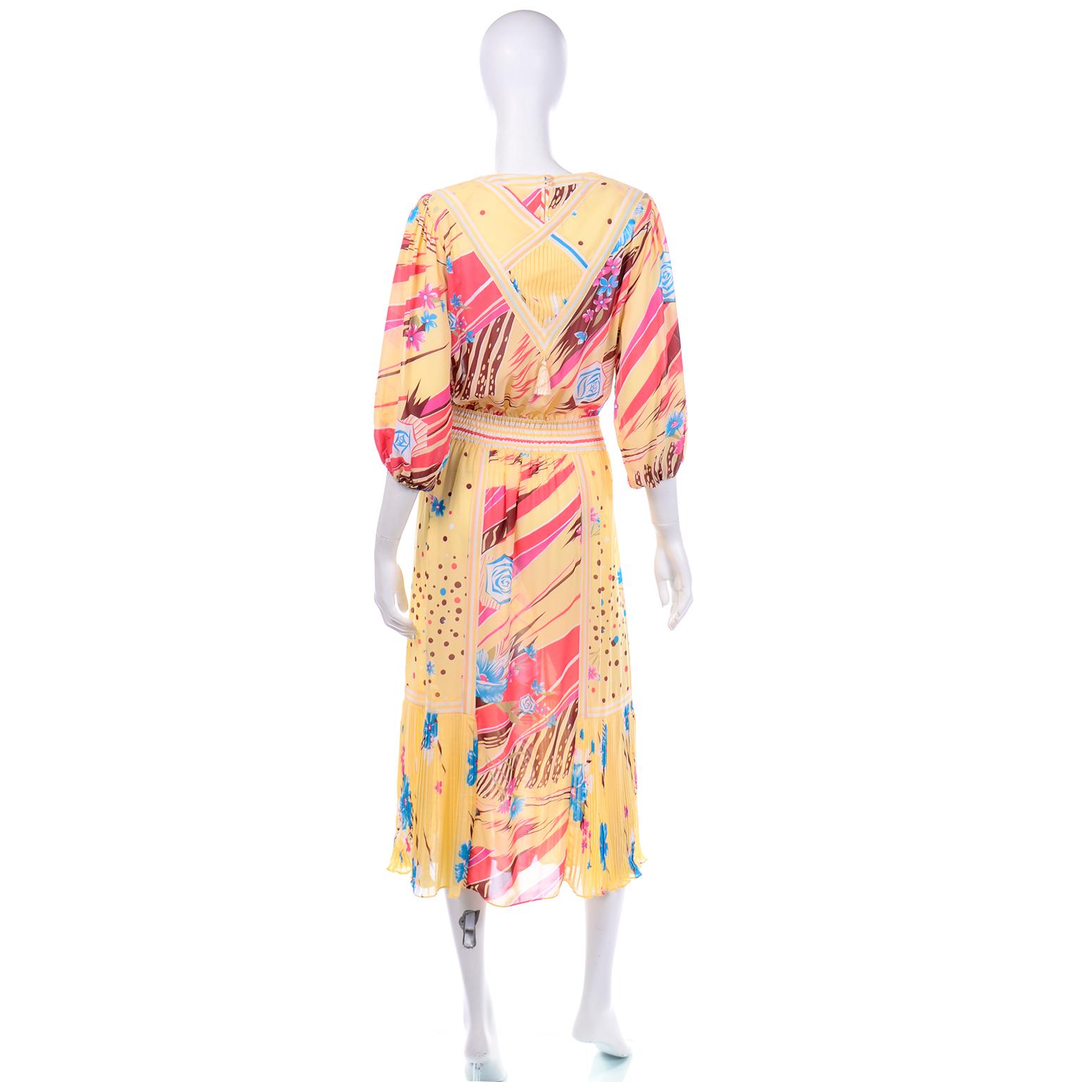 Diane Freis Vintage Gelb Rosa Braun und Blau Print Kleid im Zustand „Hervorragend“ in Portland, OR