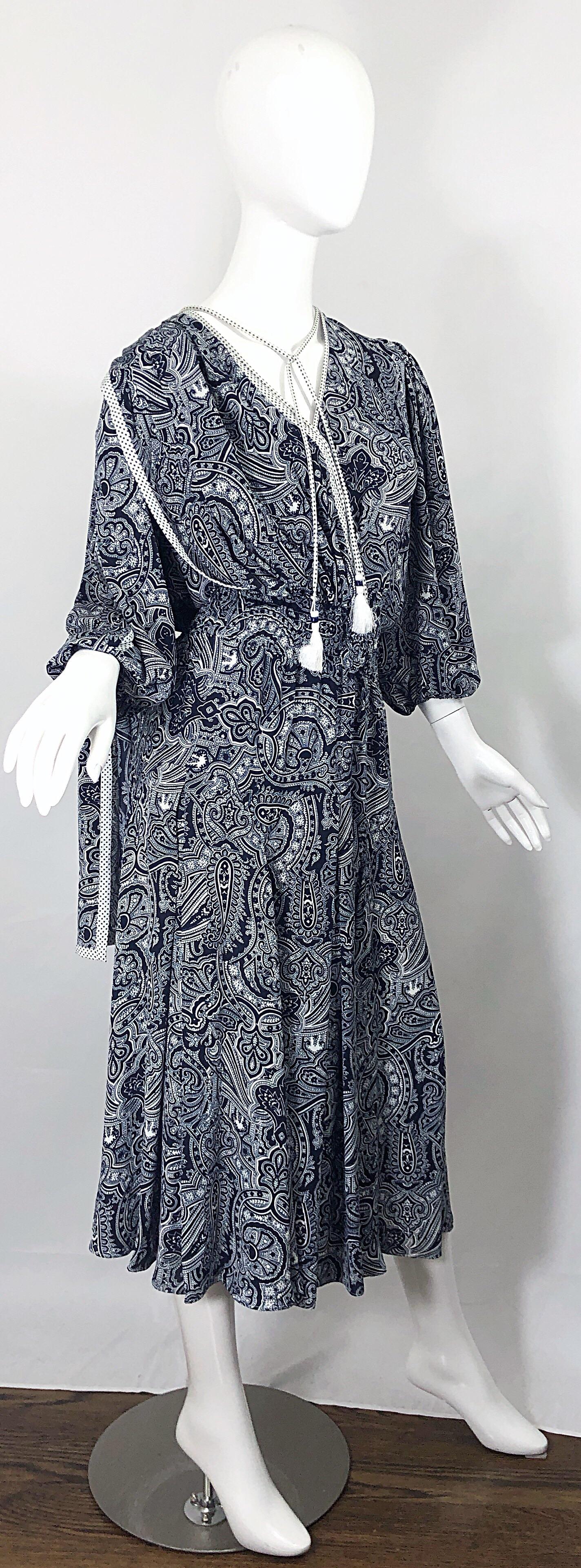 Diane Fres Vintage Navy Blue + White Paisley Bandanna Print Boho Sash Dress 4