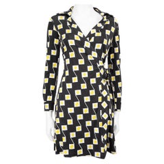 Diane Von Furstenberg Abstrakt bedrucktes Wickelkleid Größe M