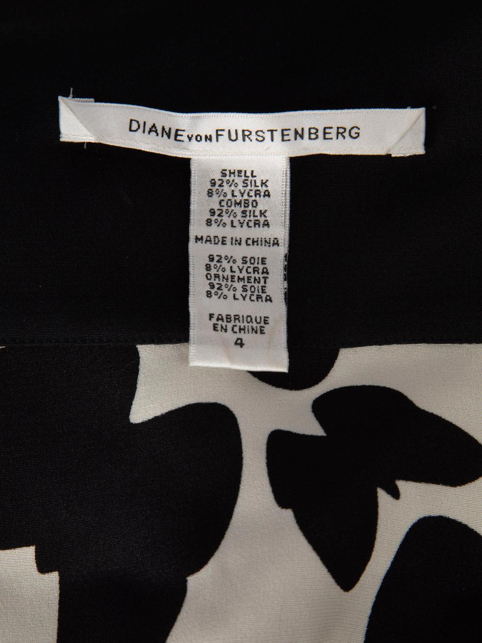 Donna Abito Bateau in seta astratta di Diane von Furstenberg taglia S in vendita