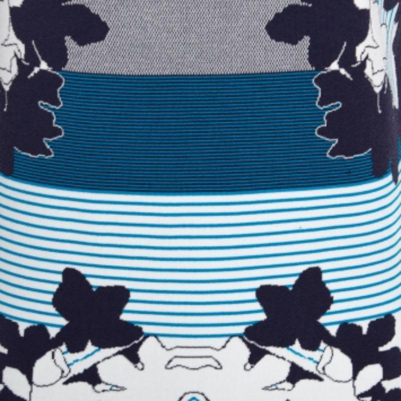 Diane von Furstenberg Admiral Marineblau & Elfenbein Intarsienstrick Jalen Kleid L im Zustand „Gut“ im Angebot in Dubai, Al Qouz 2