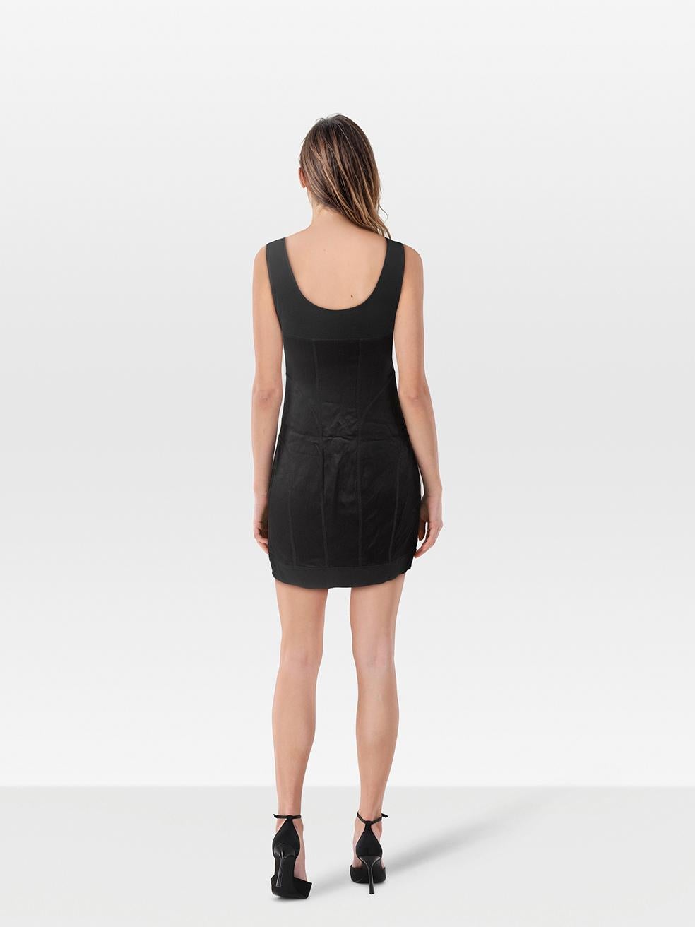 CONDITION is Very good. Minimal wear to the dress is evident. Plucks to the weave on the front and back of this used Diane Von Furstenberg designer resale item.
 
 Details
 
 
 Black¬†
 
 Silk
 
 Dress
 
 Mini
 
 Fitted
 
 Sleeveless
 
 Round neck
