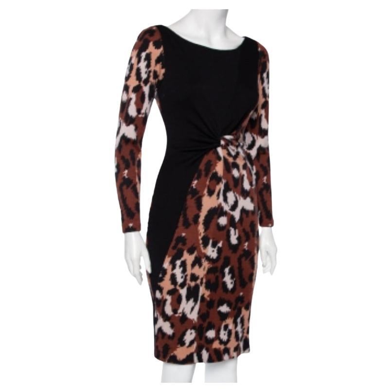 Parfaite pour toutes les saisons, cette robe portefeuille Diane von Furstenberg vous apportera une touche de luxe. Coupée dans de la laine, cette robe Masankay présente des manches longues et des imprimés léopard.