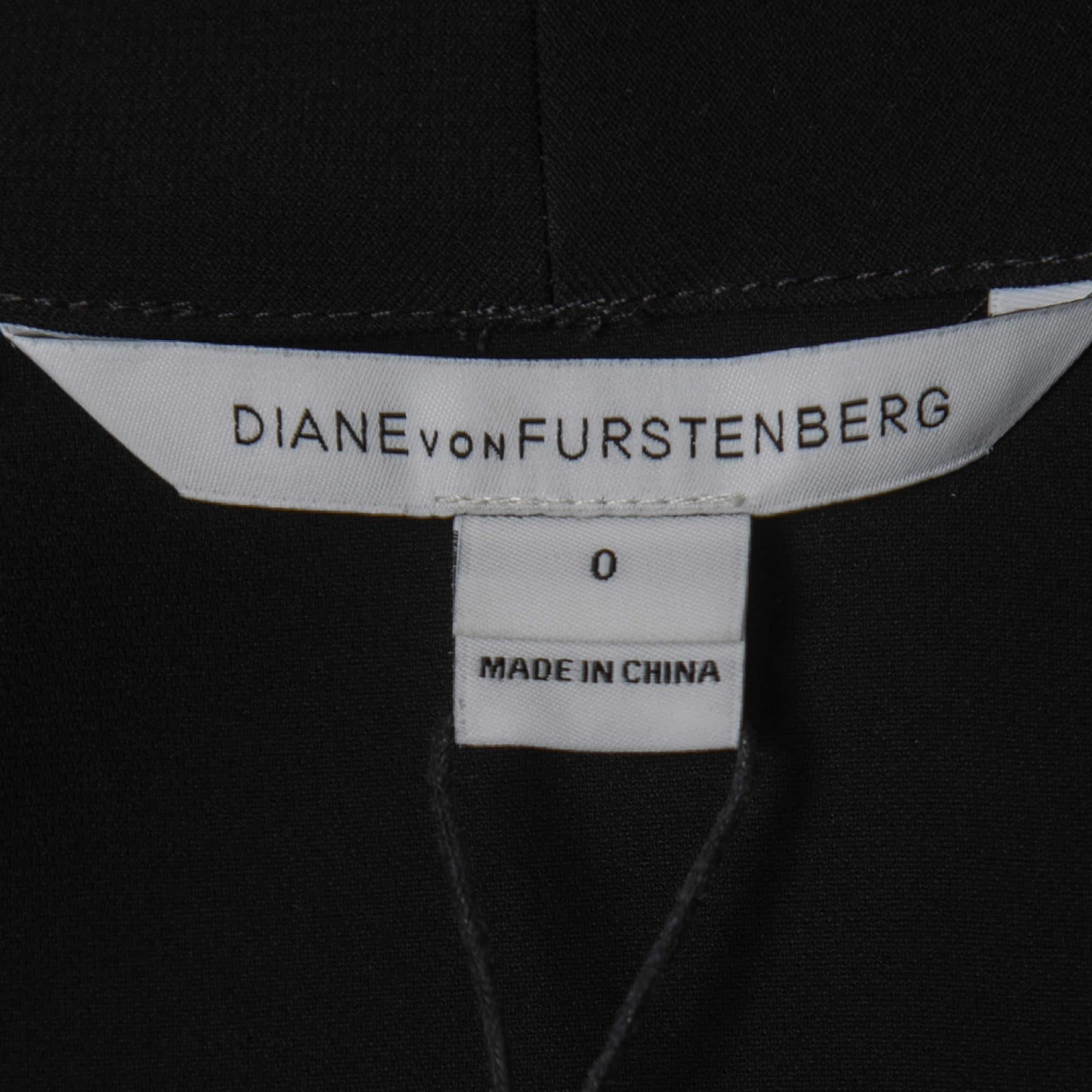 Diane Von Furstenberg Black Crepe Wrap Jumpsuit XS In Good Condition In Dubai, Al Qouz 2