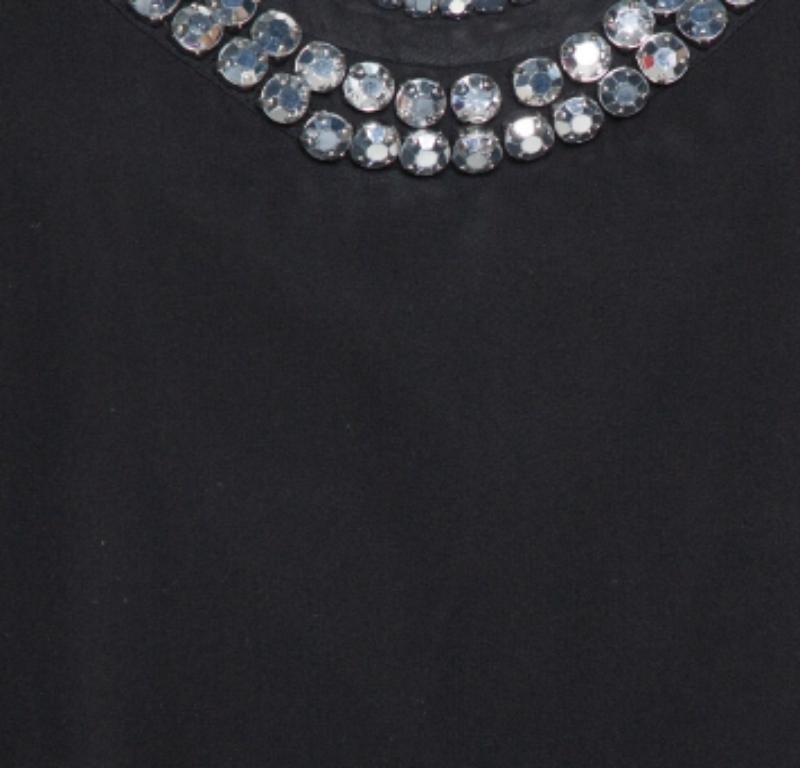 Diane Von Furstenberg Black Crystal Embellished Silk Ade Top S In Good Condition For Sale In Dubai, Al Qouz 2