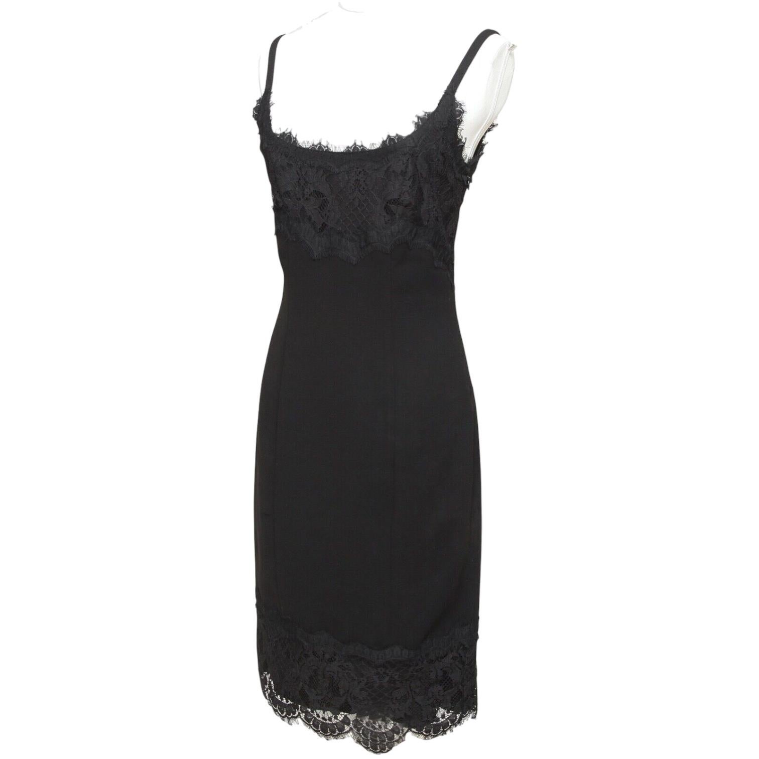 DIANE VON FURSTENBERG Black Dress Lace Spaghetti Strap Knee Length Sz 4 In Good Condition For Sale In Hollywood, FL