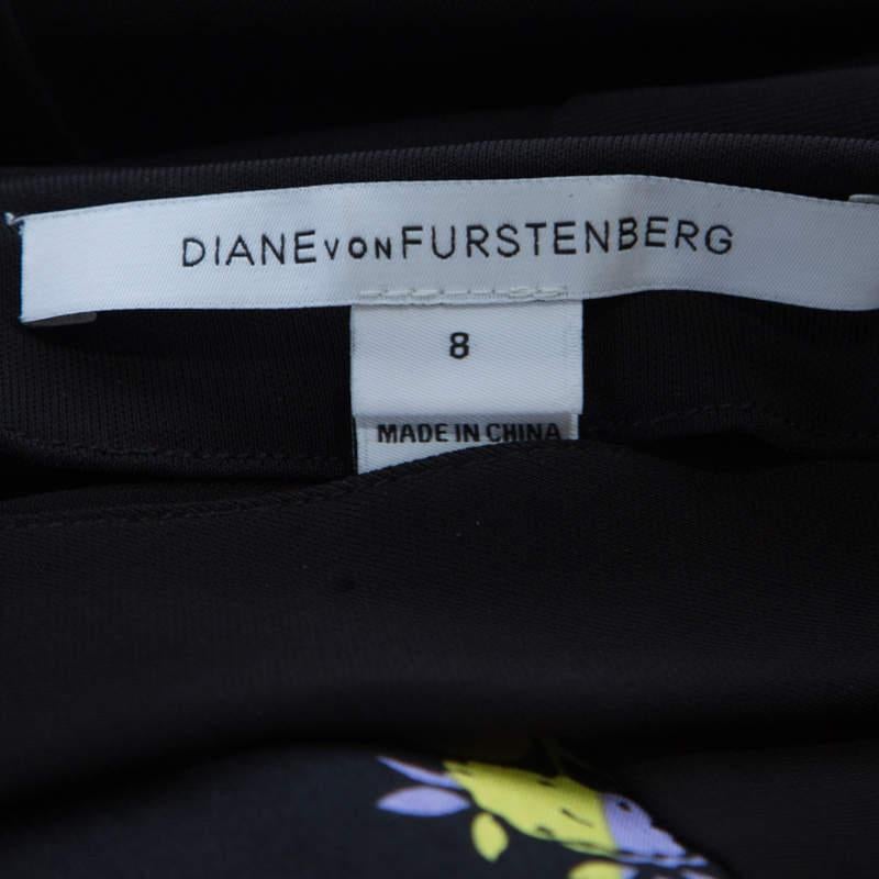 Women's or Men's Diane Von Furstenberg Black Floral Printed Wool and Silk Jewel Wrap Dress M