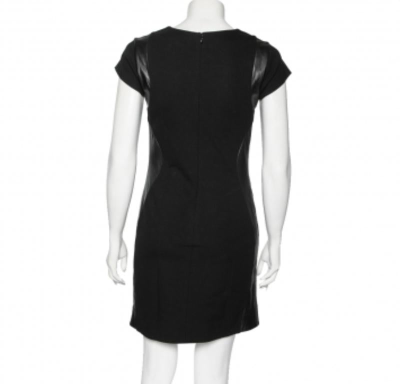 Diane von Furstenberg Vestido de manga corta de piel de melé de punto negro M en Bueno estado para la venta en Dubai, Al Qouz 2