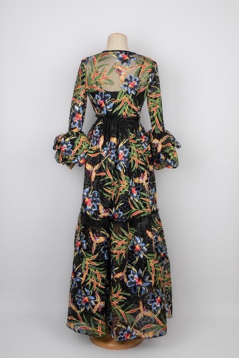 Diane Von Furstenberg Black Nylon Indoor Coat with Multicolored Flowers, 2018 In Excellent Condition For Sale In SAINT-OUEN-SUR-SEINE, FR