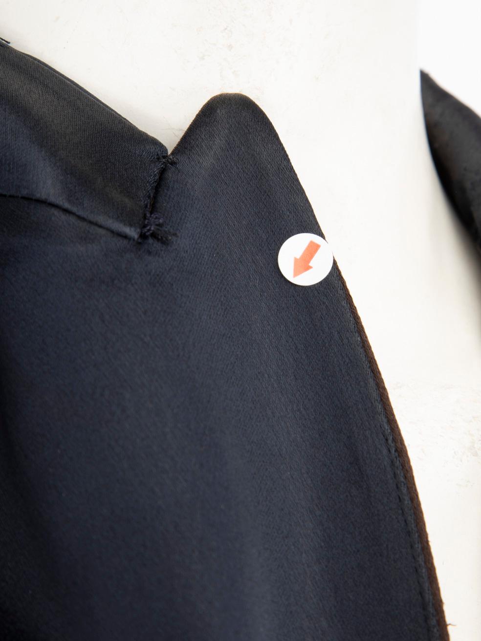 Blazer à panneaux en satin noir Diane von Furstenberg Taille XXS Pour femmes en vente