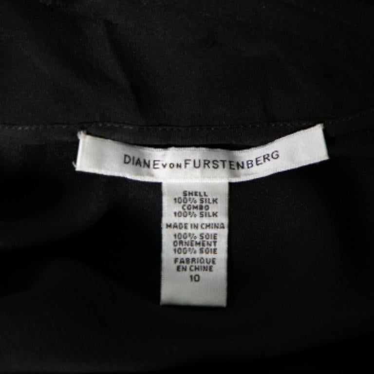 Diane Von Furstenberg Schwarzes ärmelloses Mell Top aus Seide mit drapiertem Detail aus Mell L im Angebot 1