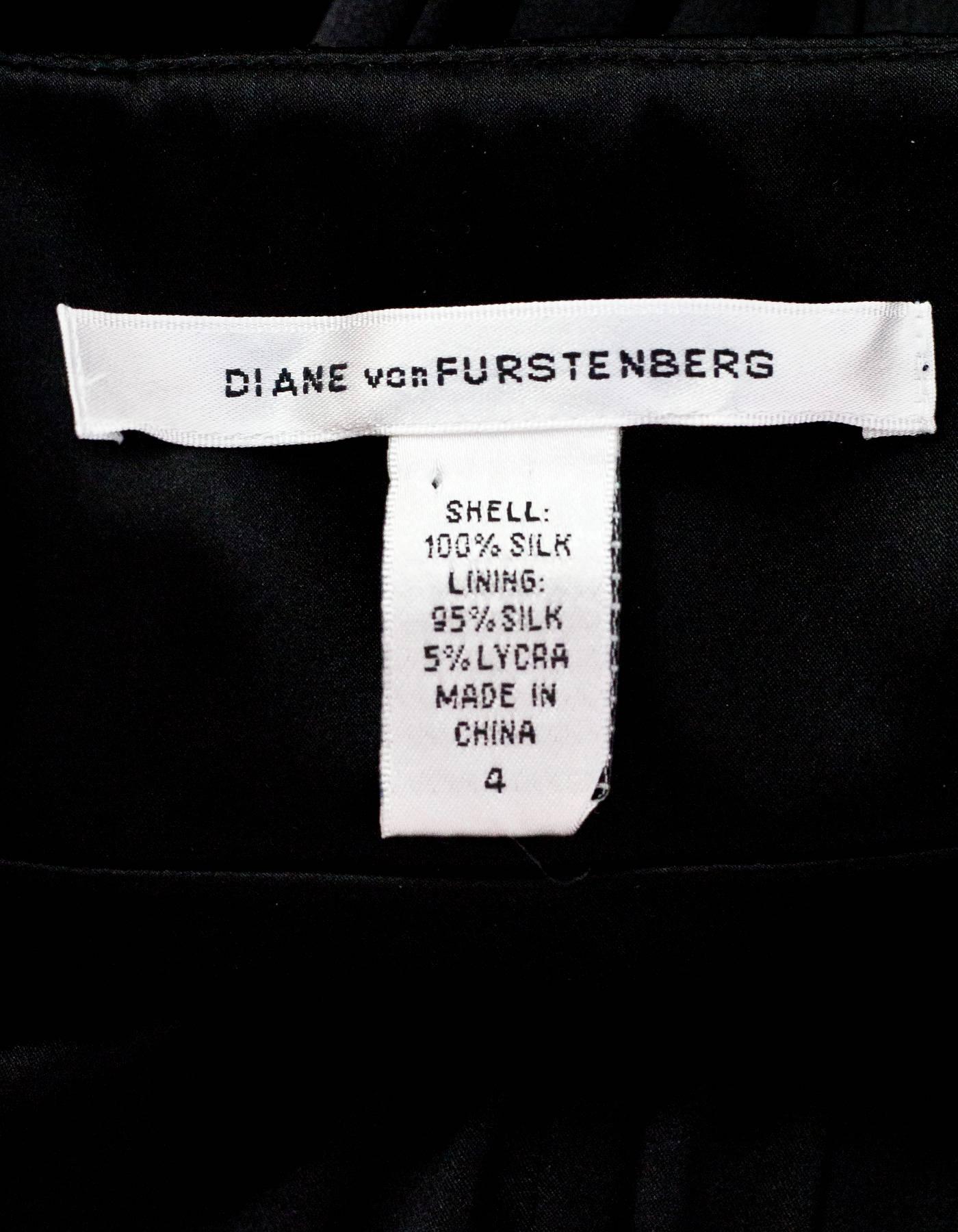 Diane von Furstenberg Black Silk Pleated Dress Sz 4 In Good Condition In New York, NY