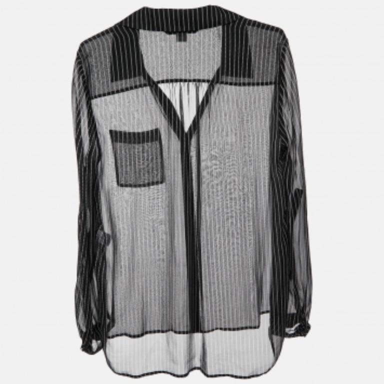 Realizzata senza sforzo in un design chic, questa camicia di Diane von Furstenberg è facile da indossare e da accessoriare. Realizzata su misura, questa camicia rimarrà sicuramente una delle preferite stagione dopo stagione.