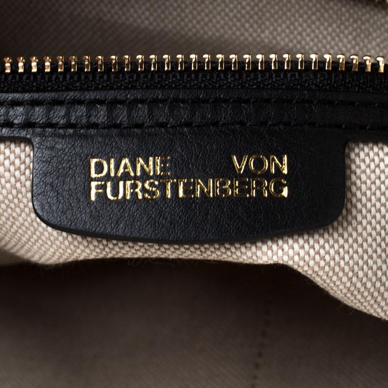 Diane Von Furstenberg Black/White Leather Wristlet 3